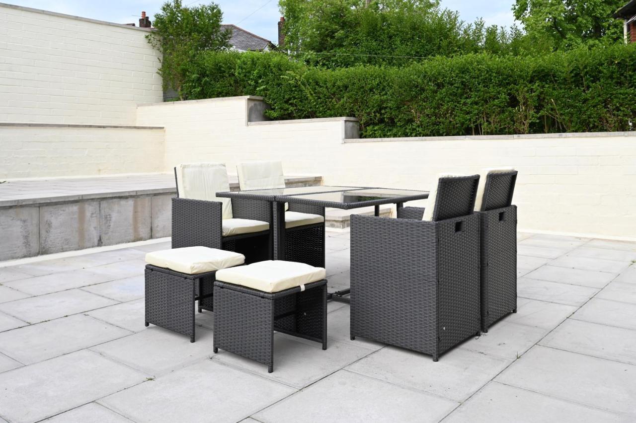 Sleek And Stylish 3 Bed In Bolton - Garden - Parking Villa Ngoại thất bức ảnh